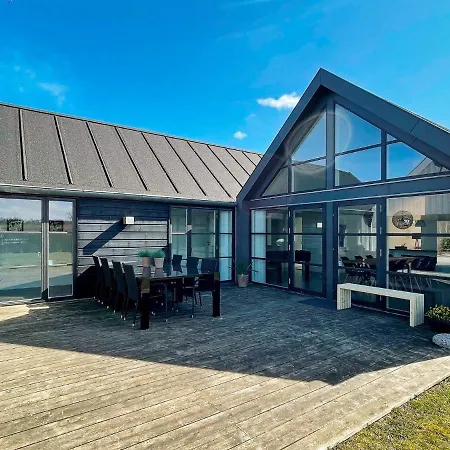 12 Person Holiday In Hadsund 別荘